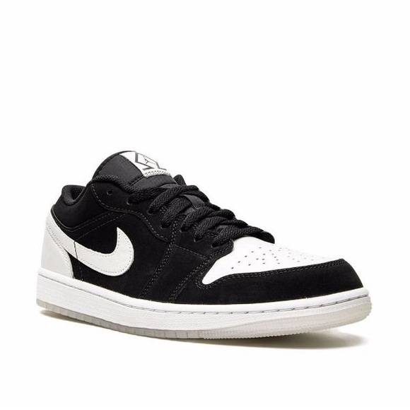 Air Jordan 1 Low "Diamond" sneakers - Picture 2 of 4